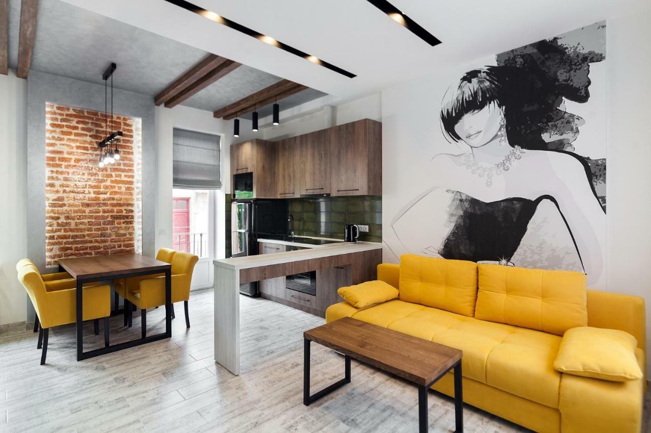 Leogrand Loft Apartments On Lychakivska 4 Lemberg Exterior foto